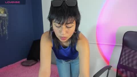 Snapshot of viperlix_ chatting on 17, 12, 2025 viperlix_ online show from 17, 12, 2025