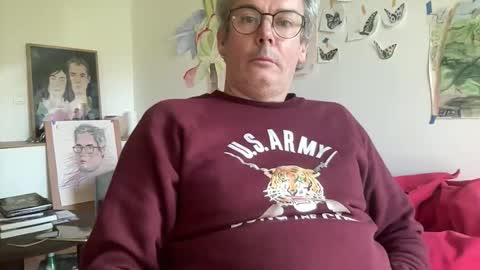 Snapshot of virgile73 chatting on 2, 11, 2025 virgile73 online show from 2, 11, 2025