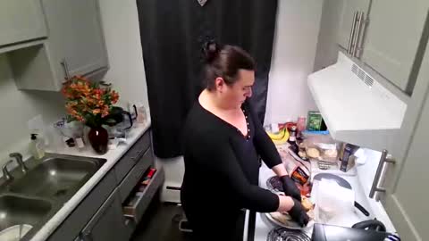 Snapshot of virgorian_enigma chatting on 14, 4, 2026 priscilla online show from 14, 4, 2026