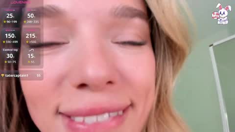 Chloe online show from 7, 4, 2026