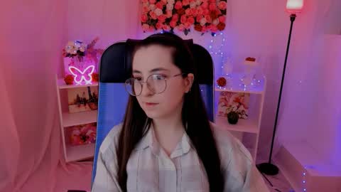 Snapshot of virtualvoyant chatting on 17, 9, 2025 your love online show from 17, 9, 2025