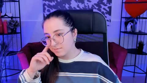 Snapshot of virtualvoyant chatting on 25, 9, 2025 your love online show from 25, 9, 2025