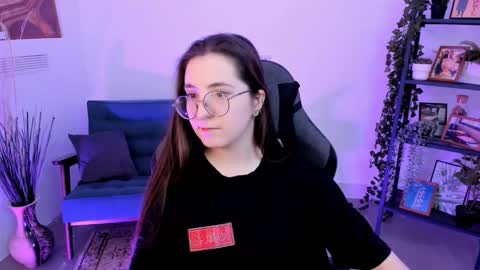 Snapshot of virtualvoyant chatting on 30, 9, 2025 your love online show from 30, 9, 2025