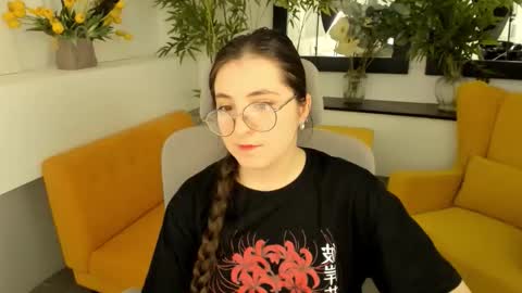 Snapshot of virtualvoyant chatting on 7, 11, 2025 your love online show from 7, 11, 2025