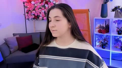 Snapshot of virtualvoyant chatting on 4, 2, 2026 your love online show from 4, 2, 2026