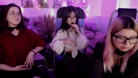 Snapshot of virtualvoyant chatting on 1, 3, 2026 your love online show from 1, 3, 2026