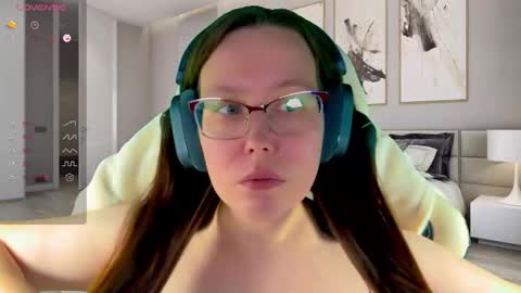 Victoria Romans online show from 23, 10, 2025