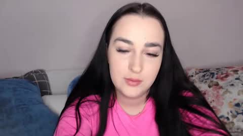 Snapshot of vitalina_freedom chatting on 4, 12, 2024 Vitalina online show from 4, 12, 2024