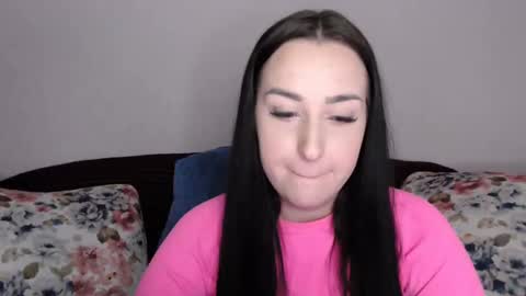 Snapshot of vitalina_freedom chatting on 4, 1, 2025 Vitalina online show from 4, 1, 2025