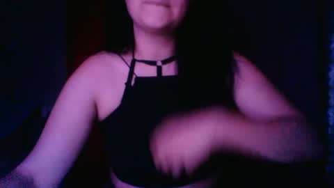 Snapshot of vitaminka134402 chatting on 23, 7, 2026 vitaminka134402 online show from 23, 7, 2026