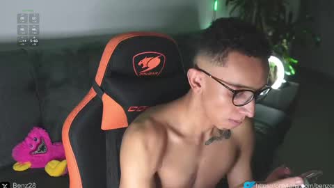 VITO BENZ online show from 14, 2, 2025