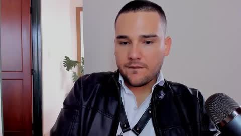 Vito Ferrer online show from 15, 1, 2025