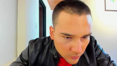 Vito Ferrer online show from 22, 1, 2025