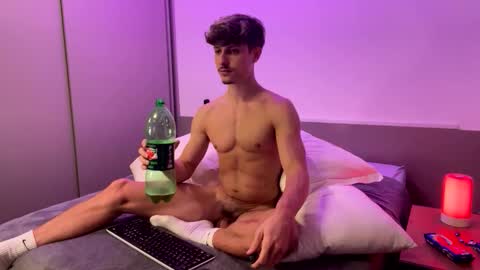 vitoraugustoxxx online show from 22, 10, 2025