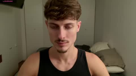 Snapshot of vitoraugustoxxx chatting on 4, 7, 2026 vitoraugustoxxx online show from 4, 7, 2026