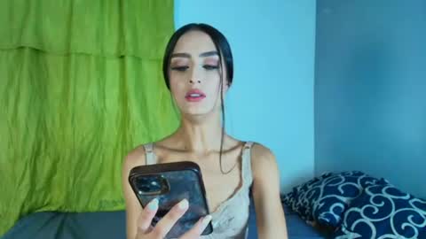 Snapshot of vitoriia_ chatting on 18, 6, 2026 vitoriia_ online show from 18, 6, 2026