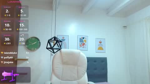 VITTORIA  online show from 26, 1, 2025