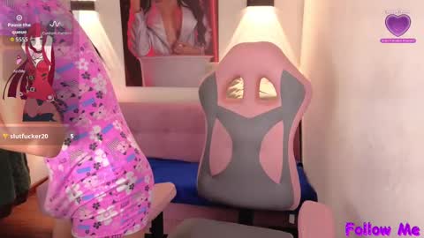 VITTORIA  online show from 4, 10, 2025