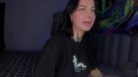 Snapshot of vivi__squirrel chatting on 18, 9, 2025 Vivi online show from 18, 9, 2025