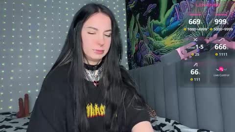 Snapshot of vivi__squirrel chatting on 19, 12, 2025 Vivi online show from 19, 12, 2025