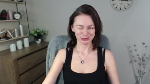 Snapshot of vivian_dream chatting on 9, 12, 2024 Vivian online show from 9, 12, 2024