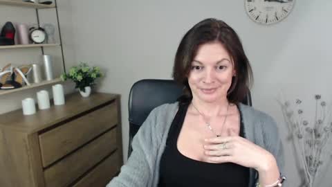 Snapshot of vivian_dream chatting on 9, 12, 2024 Vivian online show from 9, 12, 2024