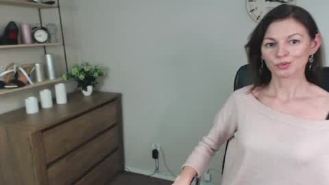 Snapshot of vivian_dream chatting on 11, 12, 2024 Vivian online show from 11, 12, 2024