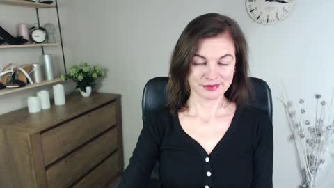 Snapshot of vivian_dream chatting on 17, 12, 2024 Vivian online show from 17, 12, 2024