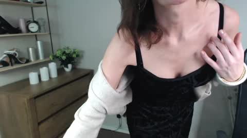 Snapshot of vivian_dream chatting on 27, 12, 2024 Vivian online show from 27, 12, 2024