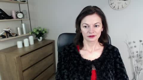 Snapshot of vivian_dream chatting on 30, 12, 2024 Vivian online show from 30, 12, 2024