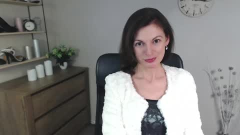Snapshot of vivian_dream chatting on 31, 12, 2024 Vivian online show from 31, 12, 2024