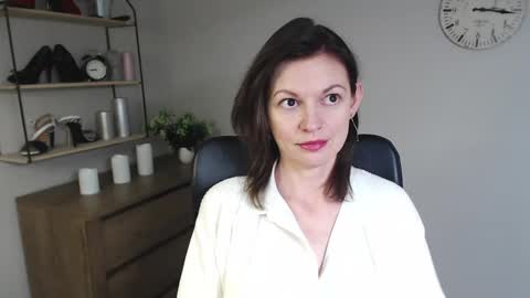 Snapshot of vivian_dream chatting on 3, 2, 2025 Vivian online show from 3, 2, 2025