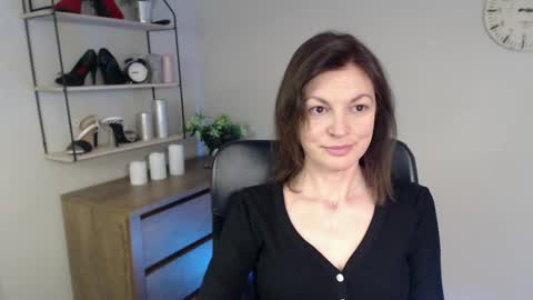 Snapshot of vivian_dream chatting on 12, 2, 2025 Vivian online show from 12, 2, 2025