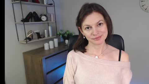 Snapshot of vivian_dream chatting on 20, 2, 2025 Vivian online show from 20, 2, 2025