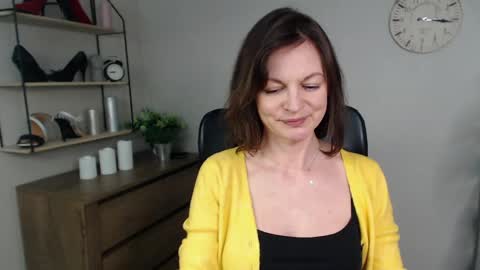 Snapshot of vivian_dream chatting on 27, 2, 2025 Vivian online show from 27, 2, 2025