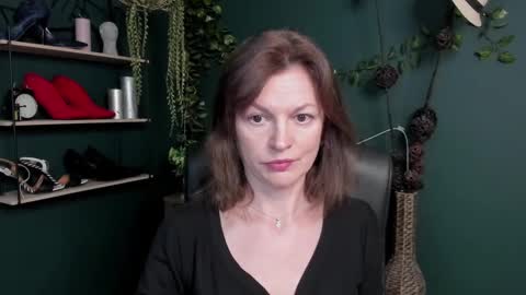 Snapshot of vivian_dream chatting on 10, 3, 2025 Vivian online show from 10, 3, 2025
