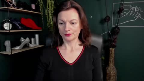 Snapshot of vivian_dream chatting on 12, 3, 2025 Vivian online show from 12, 3, 2025