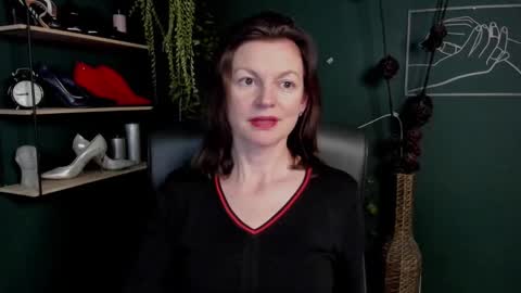 Snapshot of vivian_dream chatting on 12, 3, 2025 Vivian online show from 12, 3, 2025