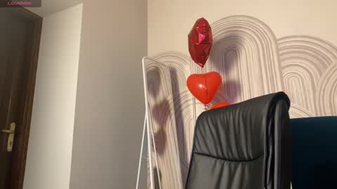 Vivian Evans online show from 13, 3, 2026