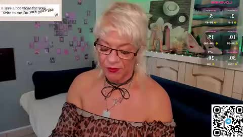 Snapshot of vivian_griffin chatting on 28, 6, 2026 Vivian GTM 2 300-1045 online show from 28, 6, 2026
