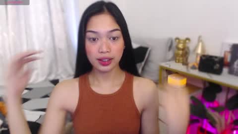 Vivian online show from 23, 12, 2025