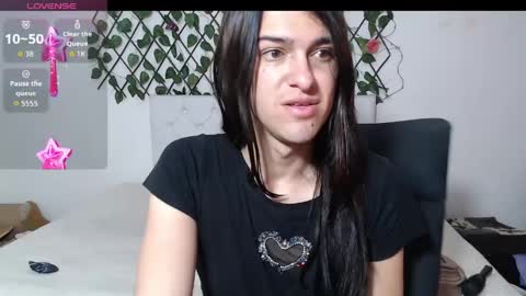 instagram Viviana73215 online show from 21, 4, 2026