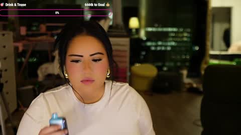 Snapshot of vivianaortega chatting on 3, 12, 2024 Vivi online show from 3, 12, 2024