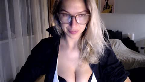 VI       online show from 22, 1, 2025