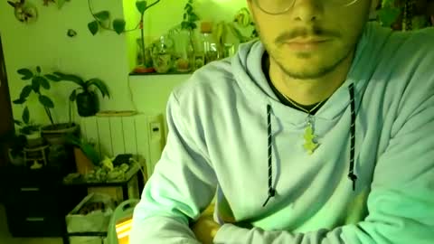 Snapshot of vivid_ether chatting on 4, 3, 2025 Viv online show from 4, 3, 2025