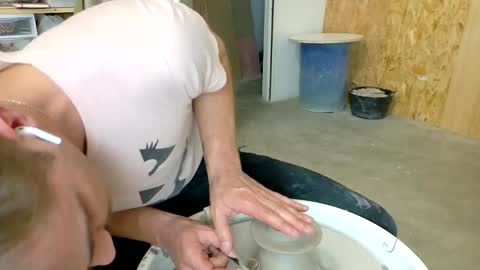 Snapshot of vivid_ether chatting on 3, 10, 2025 Viv online show from 3, 10, 2025