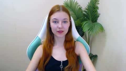 Vivien online show from 6, 3, 2025