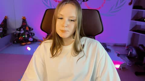 Snapshot of vivienleeigh chatting on 26, 12, 2024 Vivien online show from 26, 12, 2024