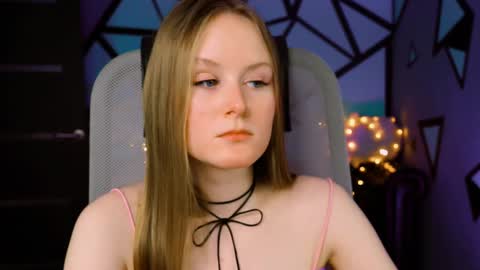 Snapshot of vivienleeigh chatting on 19, 1, 2025 Vivien online show from 19, 1, 2025