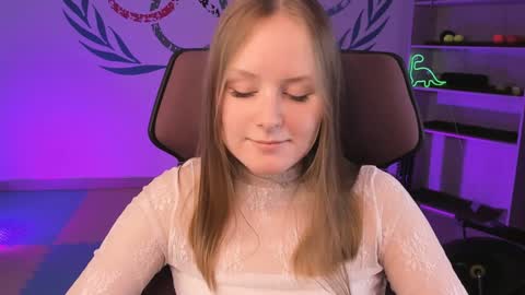 Snapshot of vivienleeigh chatting on 6, 2, 2025 Vivien online show from 6, 2, 2025